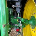 John Deere 6135R