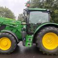 John Deere 6135R