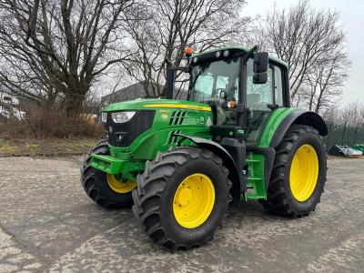 John Deere 6120M