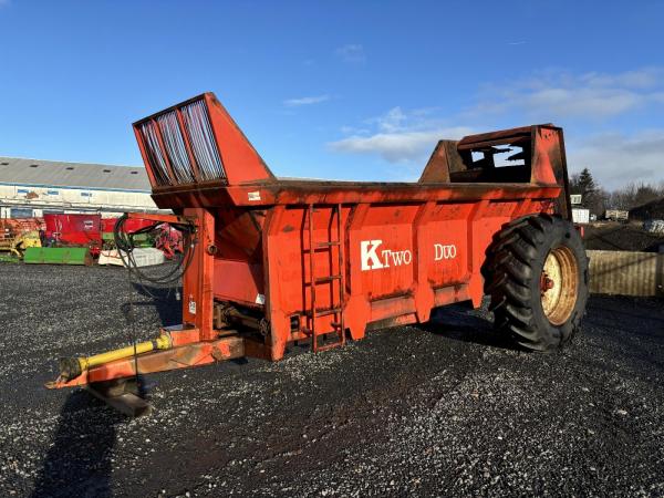 Ktwo 1200 Duo Rear Discharge Spreader