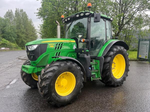 John Deere 6130R